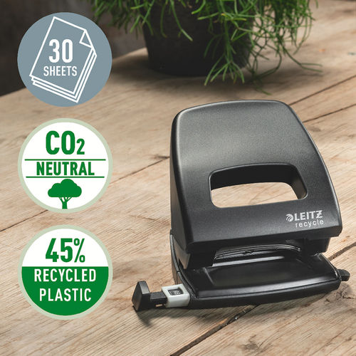 Lävistäjä Leitz Recycle musta - kierrätysmateriaalia, 100% kierrätettävä