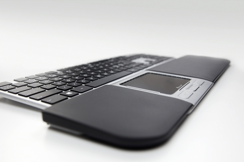 Ergonominen Optapad Extended kosketushiiri - toimii kuin älypuhelimen näyttö